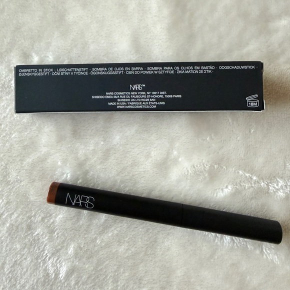 NARS Total Seduction Eyeshadow Stick Shade STRIP DOWN  New In Box 0.05oz/ 1.6g - Picture 2 of 4